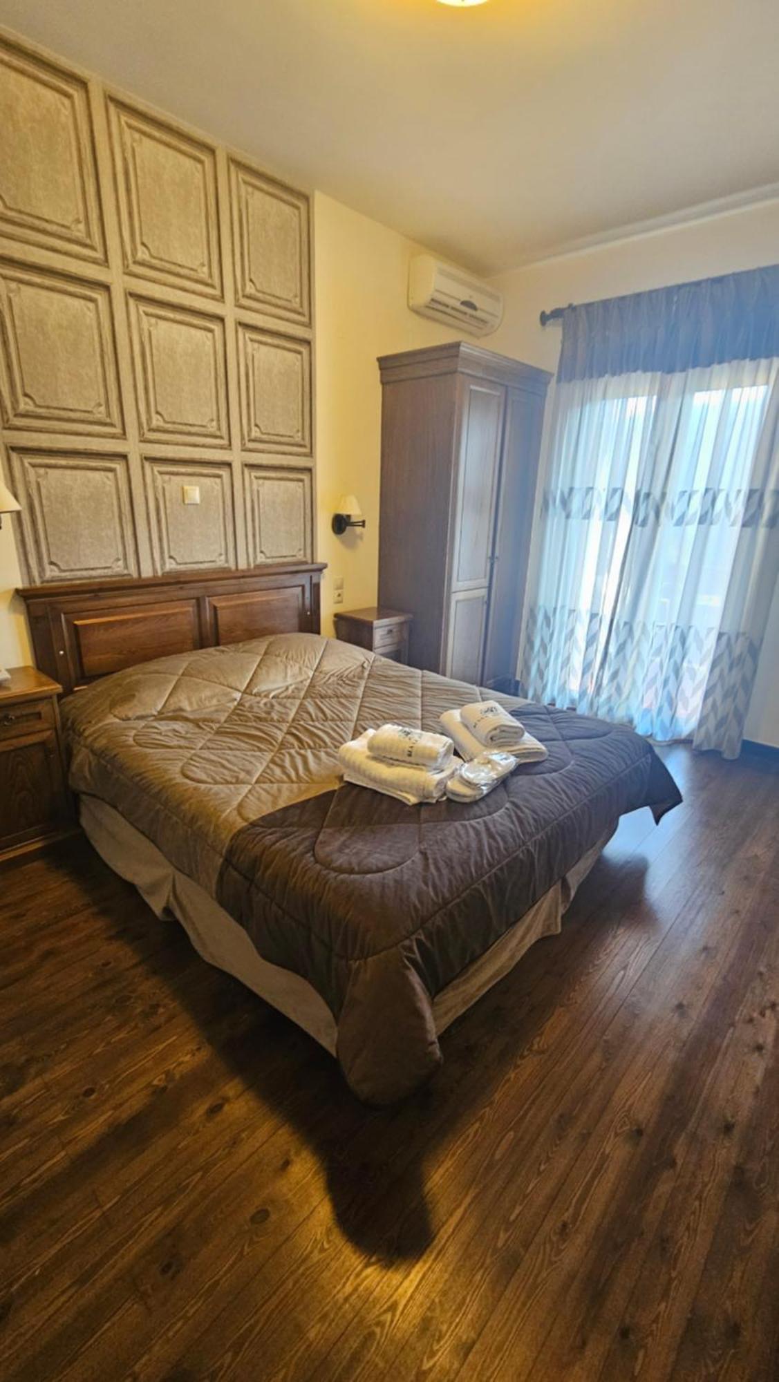 Villa Virginia Hotel Voutiron Buitenkant foto
