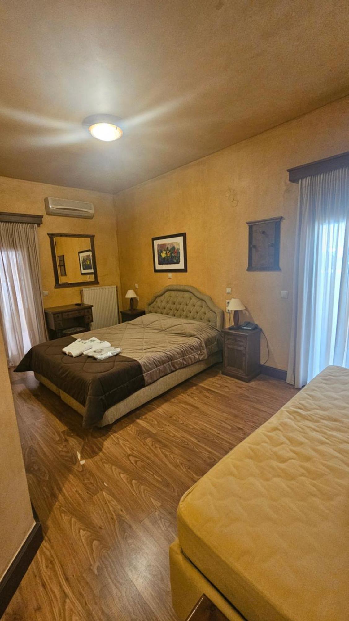 Villa Virginia Hotel Voutiron Buitenkant foto